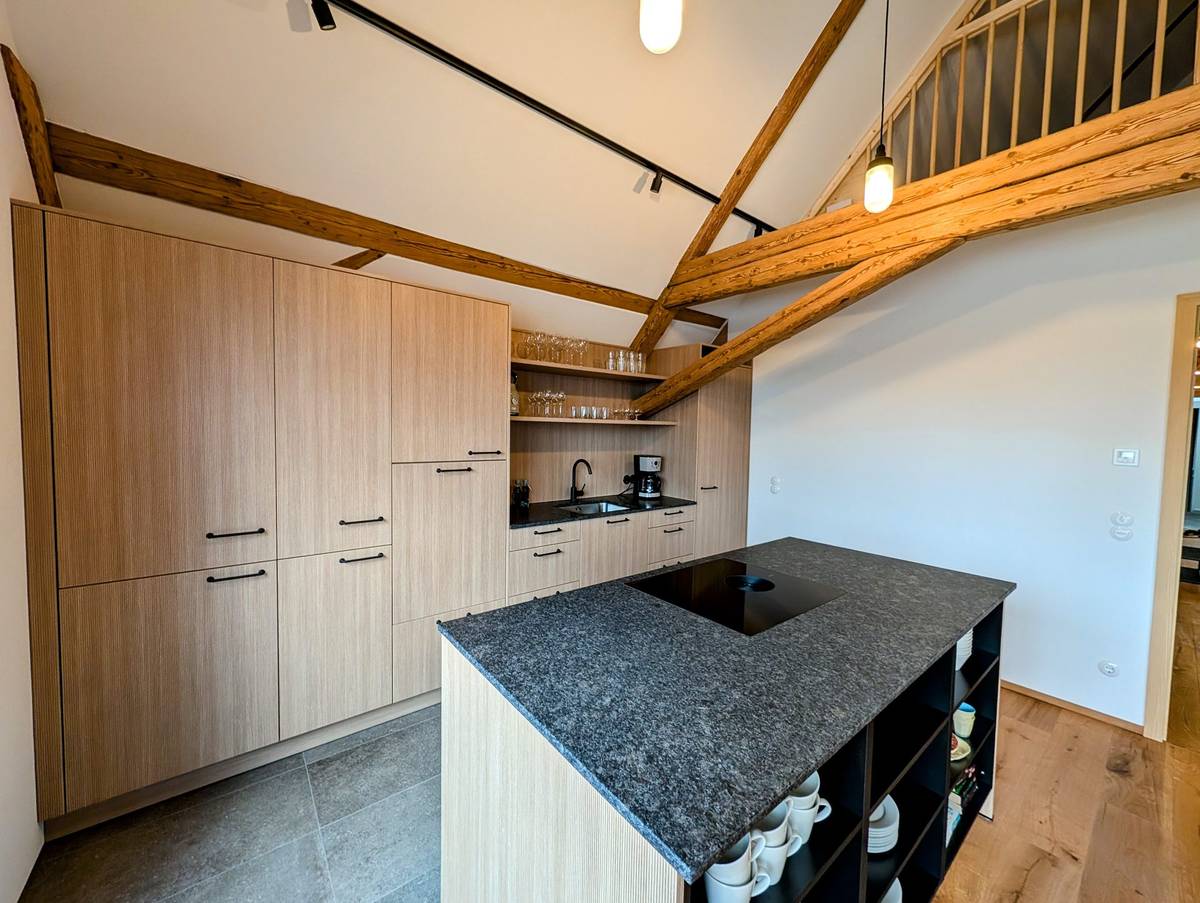 PXL_20251230_130448762-EDIT