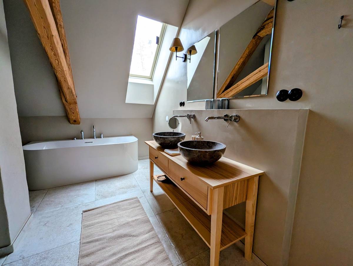 PXL_20251230_130541057-EDIT