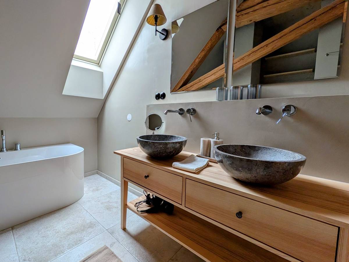 PXL_20251230_130544243.MP-EDIT