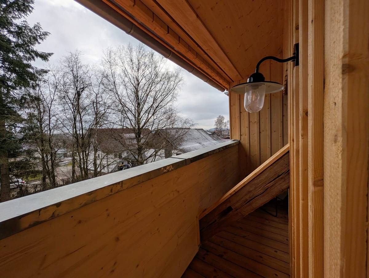 PXL_20251230_130844872.MP